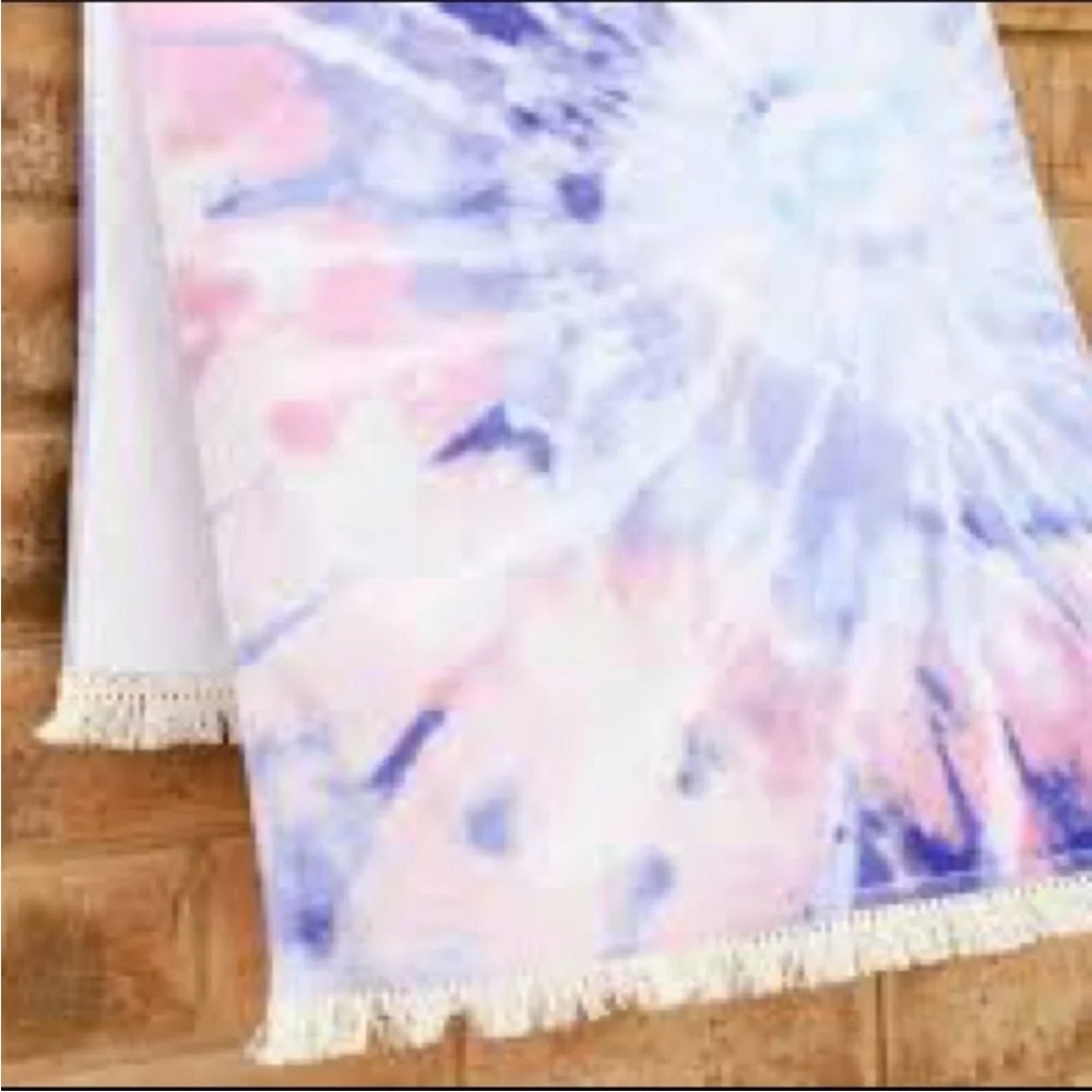 NWT L*Space Tie Dye Fringe Beach Towel